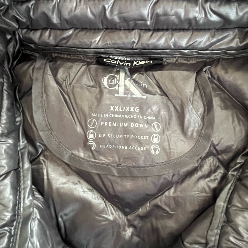 Calvin Klein Women's Metallic Gray Quilted Premium Down Vest Size XXL - Picture 14 of 15